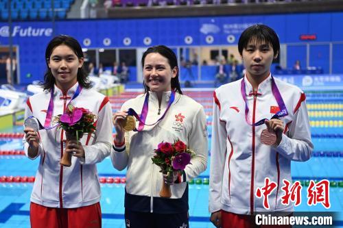 刷新亚洲纪录 何诗蓓杭州亚运会夺冠创历史