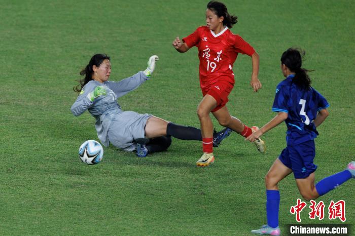 广东队力克江苏队，上海队大胜山东队会师U16女