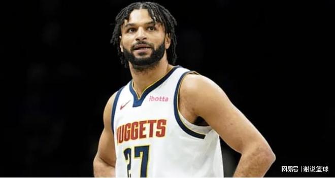 湖人客场险胜魔术肯纳德三分绝杀锁定胜局