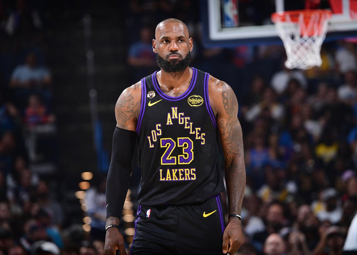 湖人惨败雷霆43分 詹姆斯正负值生涯第二低