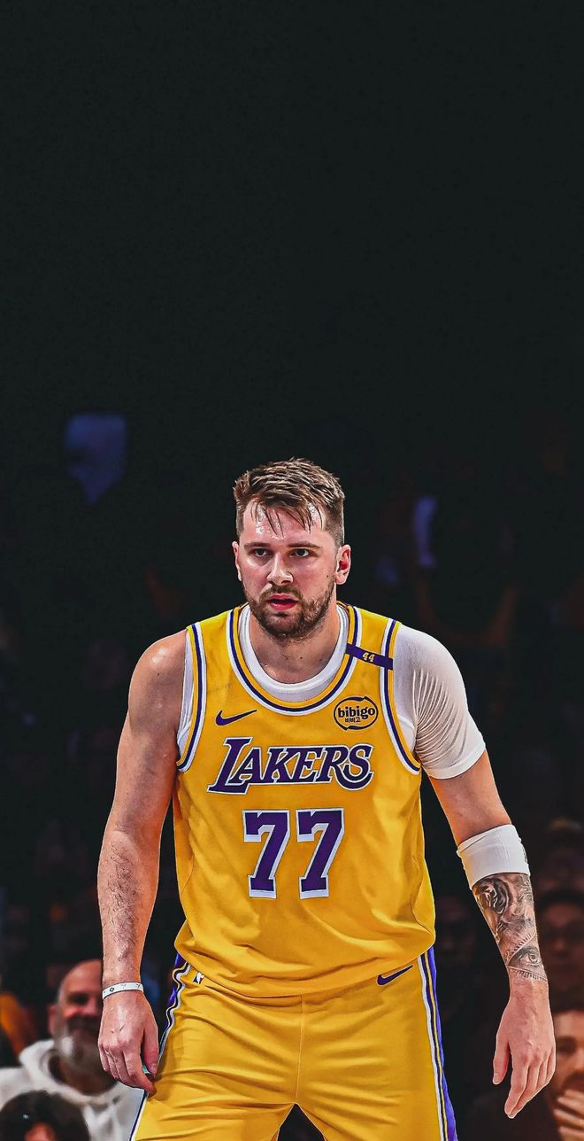 詹姆斯伤病成话题 超越乔丹争议再起