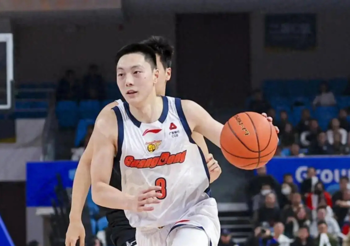 广东宏远陷死亡半区迎战京沪双雄陷绝境